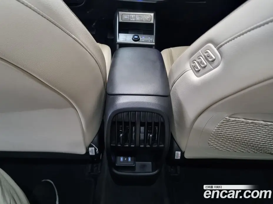 Hyundai Kona 2023 1.6 автомат (гидро), фото 14
