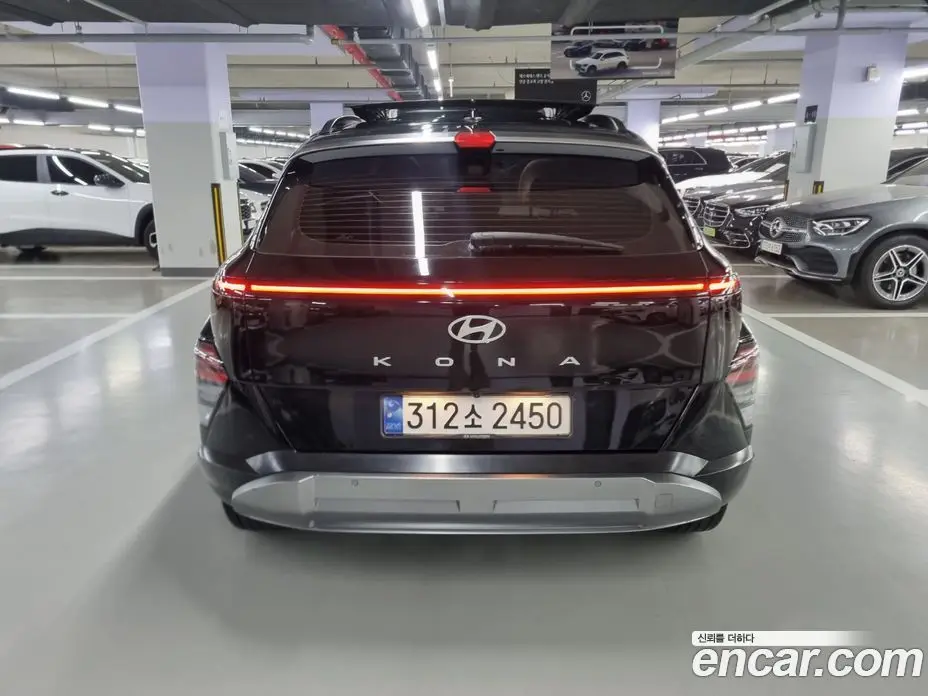 Hyundai Kona 2023 1.6 автомат (гидро), фото 5