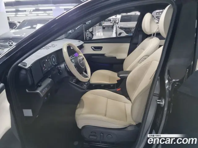 Hyundai Kona 2023 1.6 автомат (гидро), миниатюра 9