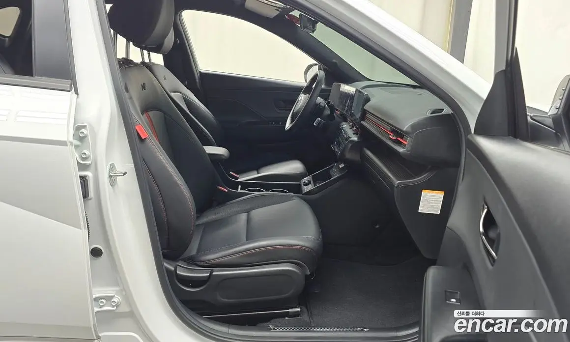 Hyundai Kona 2024 0.2 автомат (гидро), фото 16