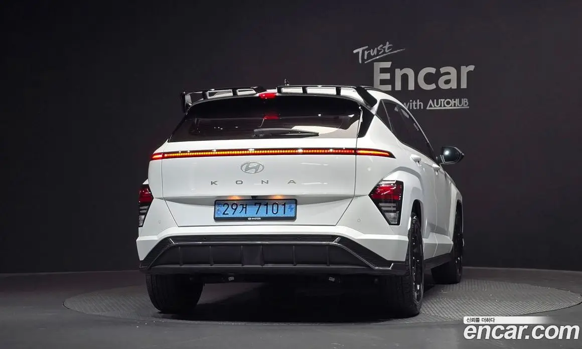 Hyundai Kona 2024 0.2 автомат (гидро), фото 4