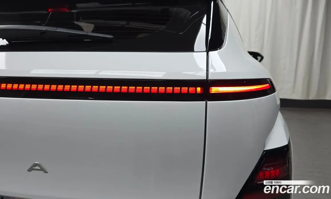 Hyundai Kona 2024 0.2 автомат (гидро), фото 9