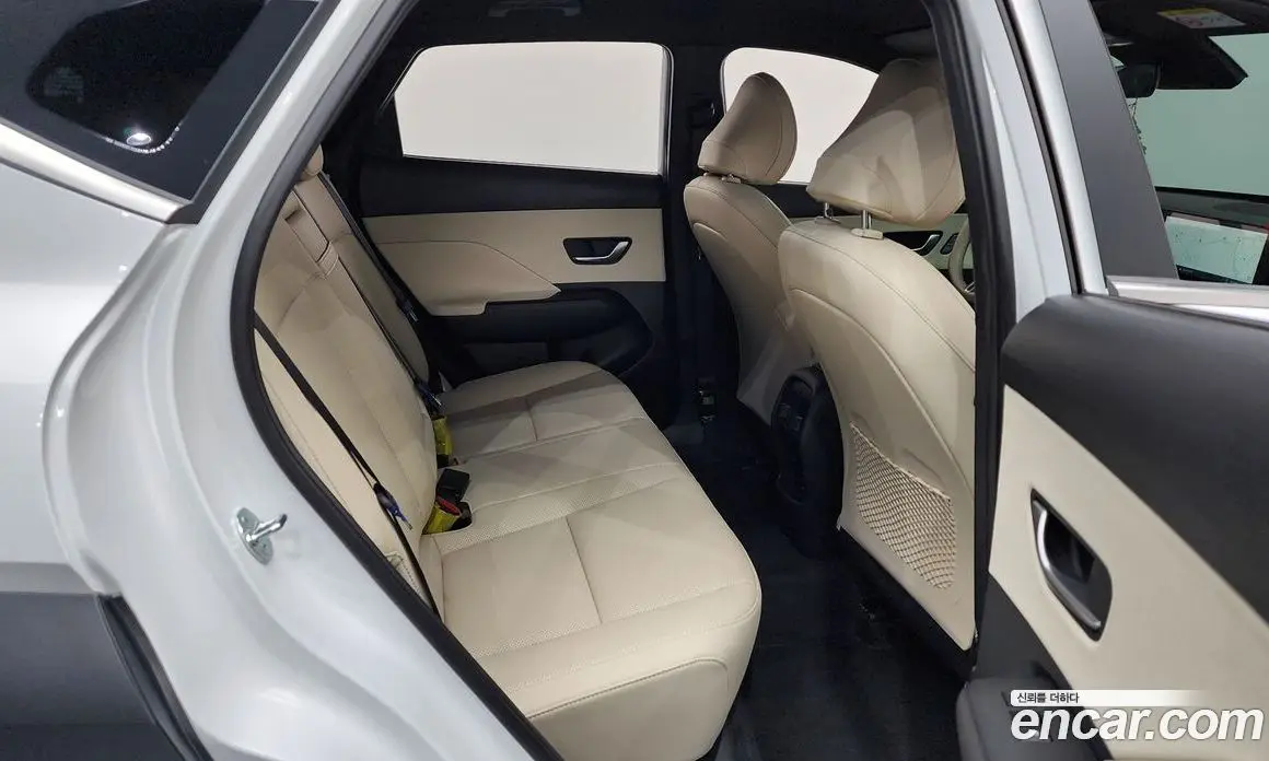 Hyundai Kona 2025 1.6 автомат (гидро), фото 17