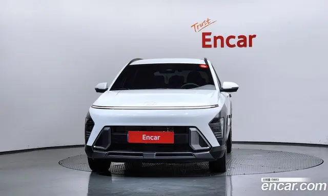 Hyundai Kona 2025 1.6 автомат (гидро), миниатюра 3