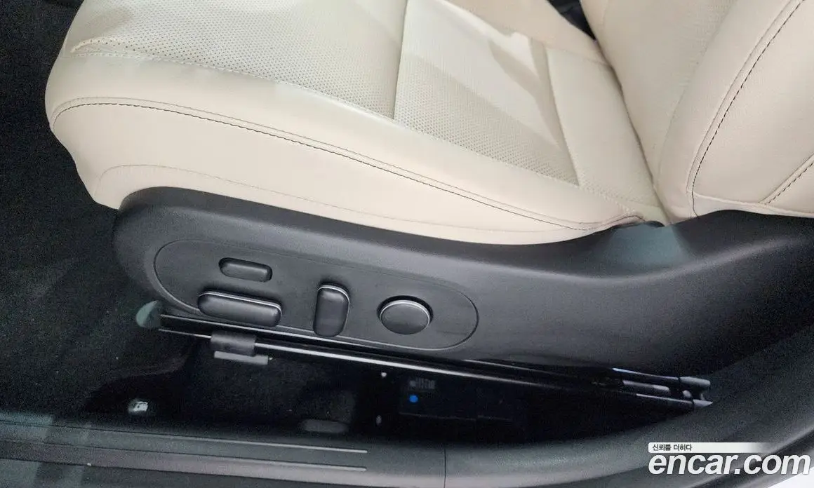 Hyundai Kona 2025 1.6 автомат (гидро), фото 31