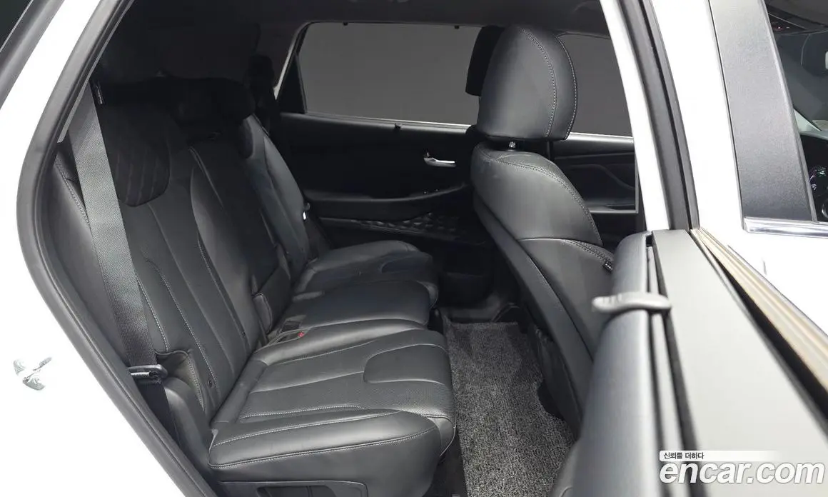 Hyundai Santa Fe 2022 1.6 автомат (гидро), фото 12