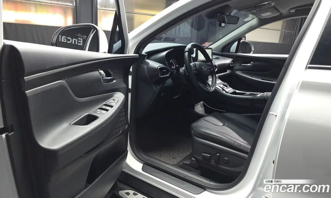 Hyundai Santa Fe 2022 1.6 автомат (гидро), фото 10