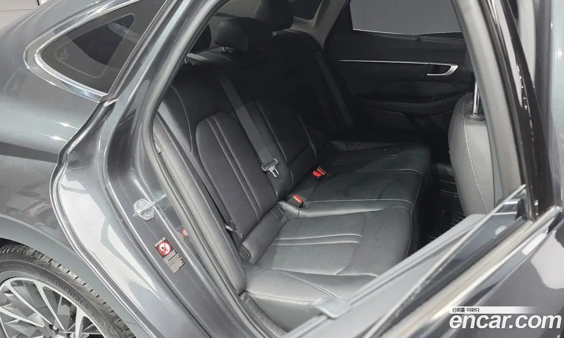 Hyundai Sonata 2022 1.6 автомат (гидро), фото 17