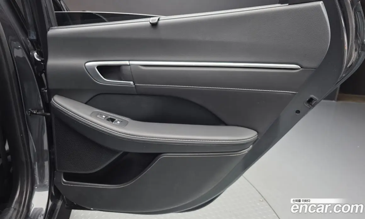 Hyundai Sonata 2022 1.6 автомат (гидро), фото 33