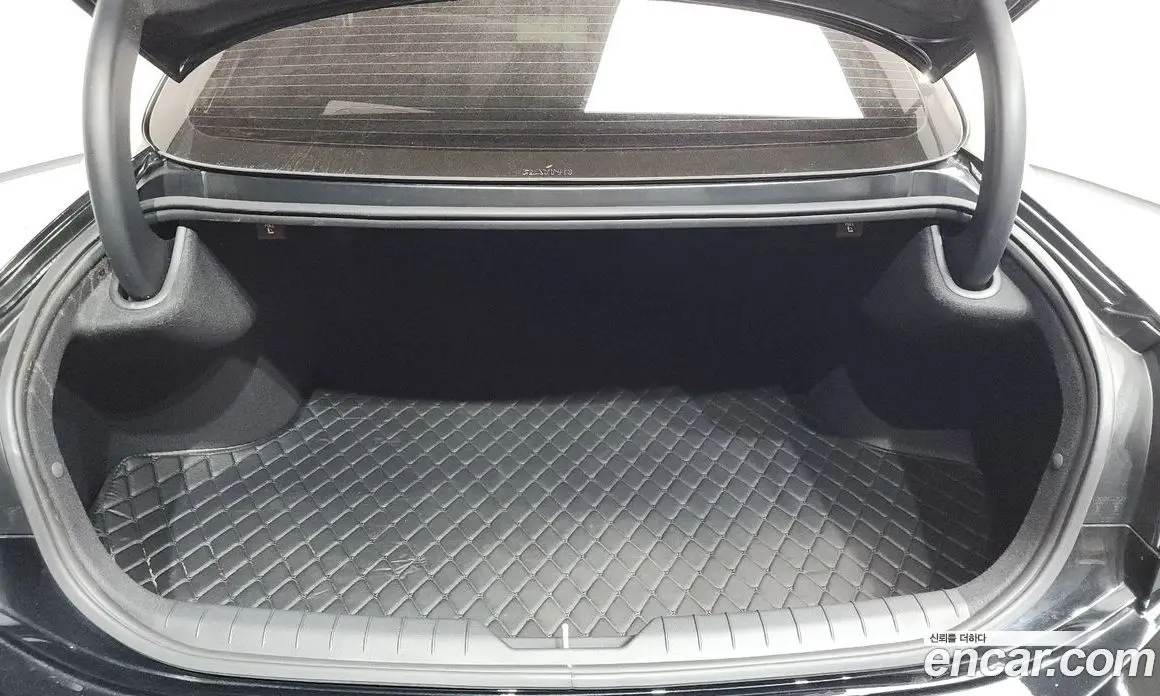 Hyundai Sonata 2023 2.0 автомат (гидро), фото 24