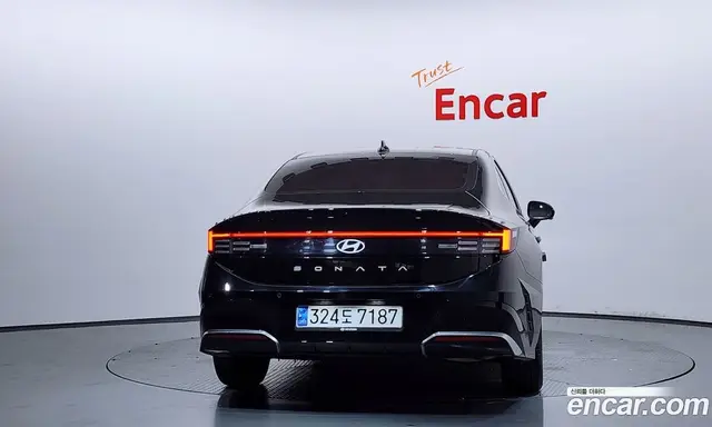 Hyundai Sonata 2023 2.0 автомат (гидро), миниатюра 4