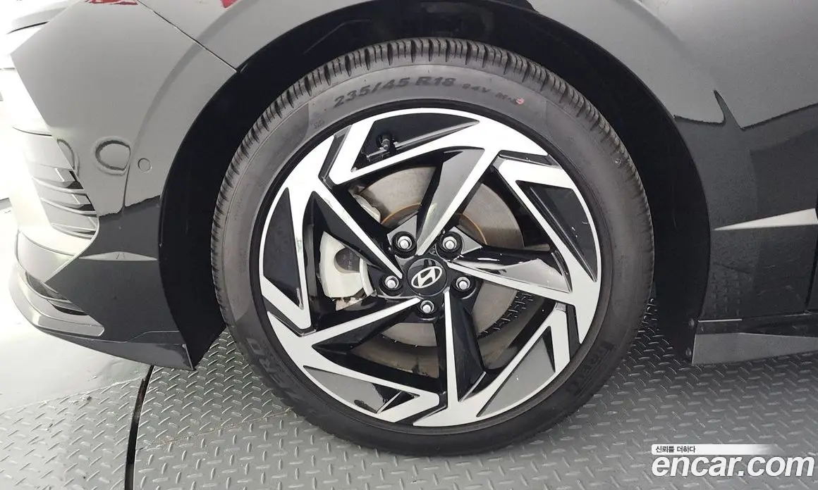 Hyundai Sonata 2023 2.0 автомат (гидро), фото 5