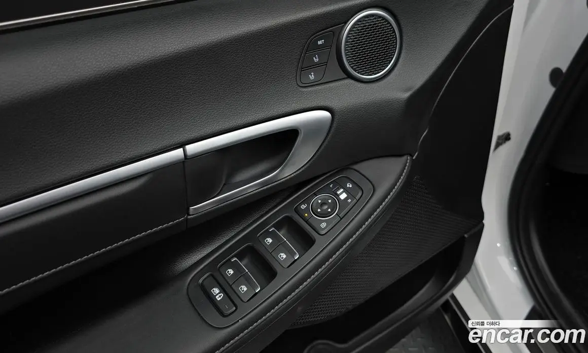 Hyundai Sonata 2025 2.0 автомат (гидро), фото 15