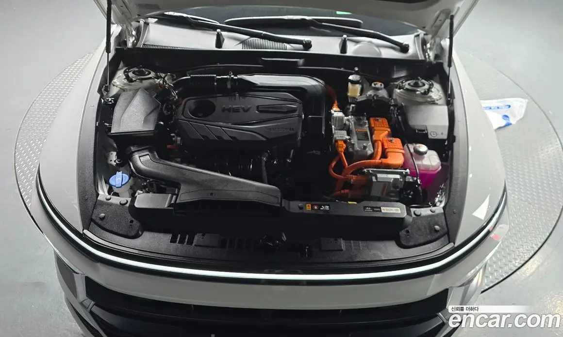 Hyundai Sonata 2025 2.0 автомат (гидро), фото 6