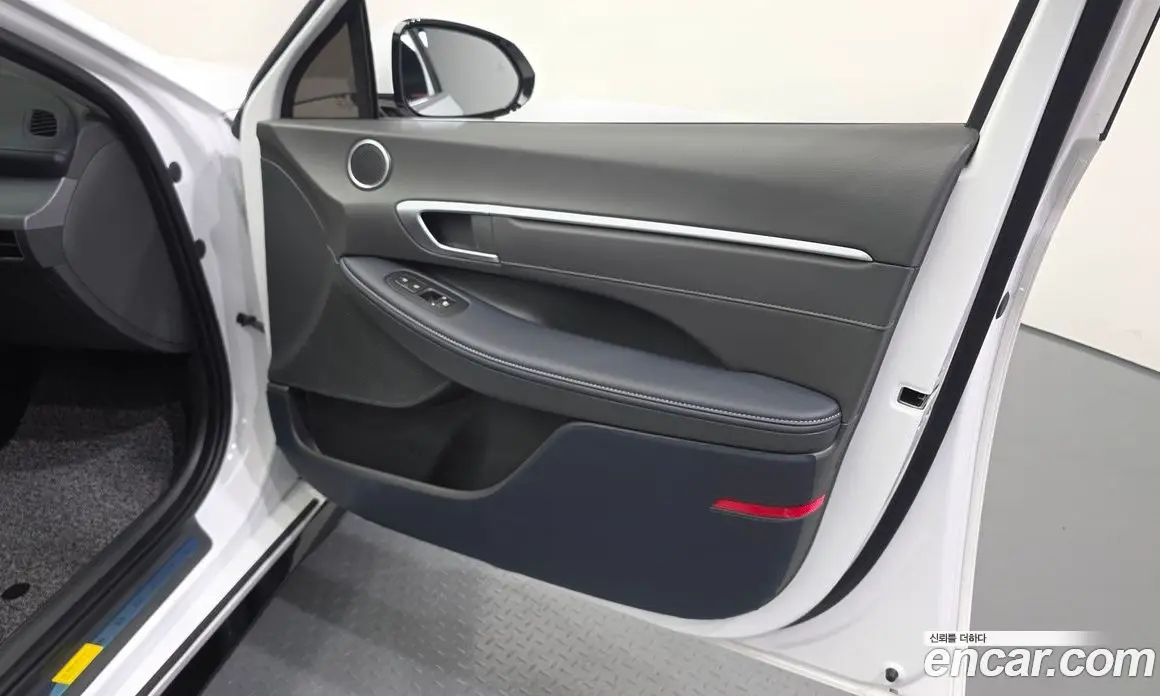 Hyundai Sonata 2025 1.6 автомат (гидро), фото 14