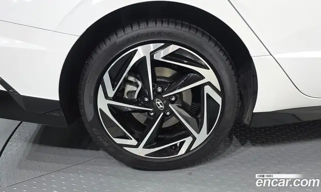Hyundai Sonata 2025 1.6 автомат (гидро), миниатюра 7