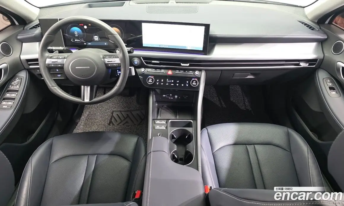 Hyundai Sonata 2025 1.6 автомат (гидро), фото 10