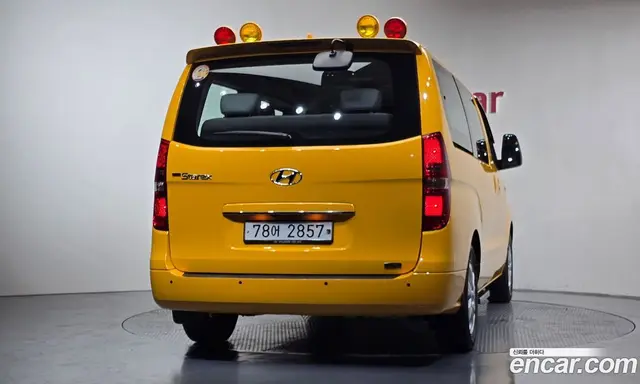 Hyundai Starex 2019 2.4 автомат (гидро), миниатюра 4