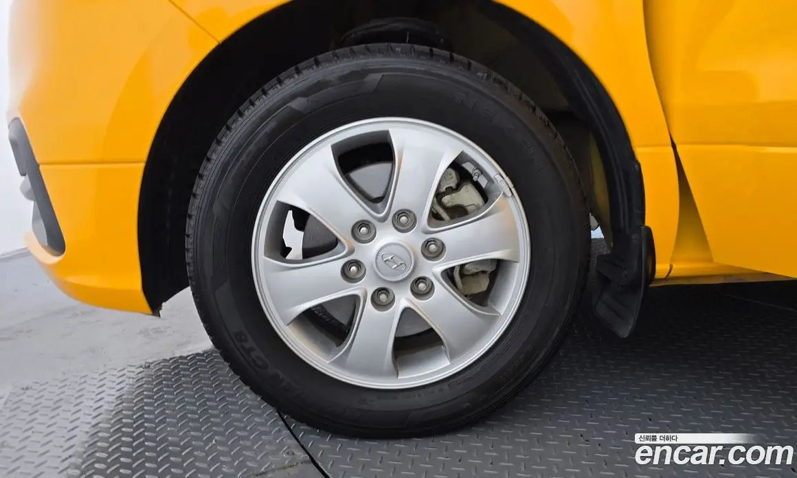 Hyundai Starex 2019 2.4 автомат (гидро), фото 5