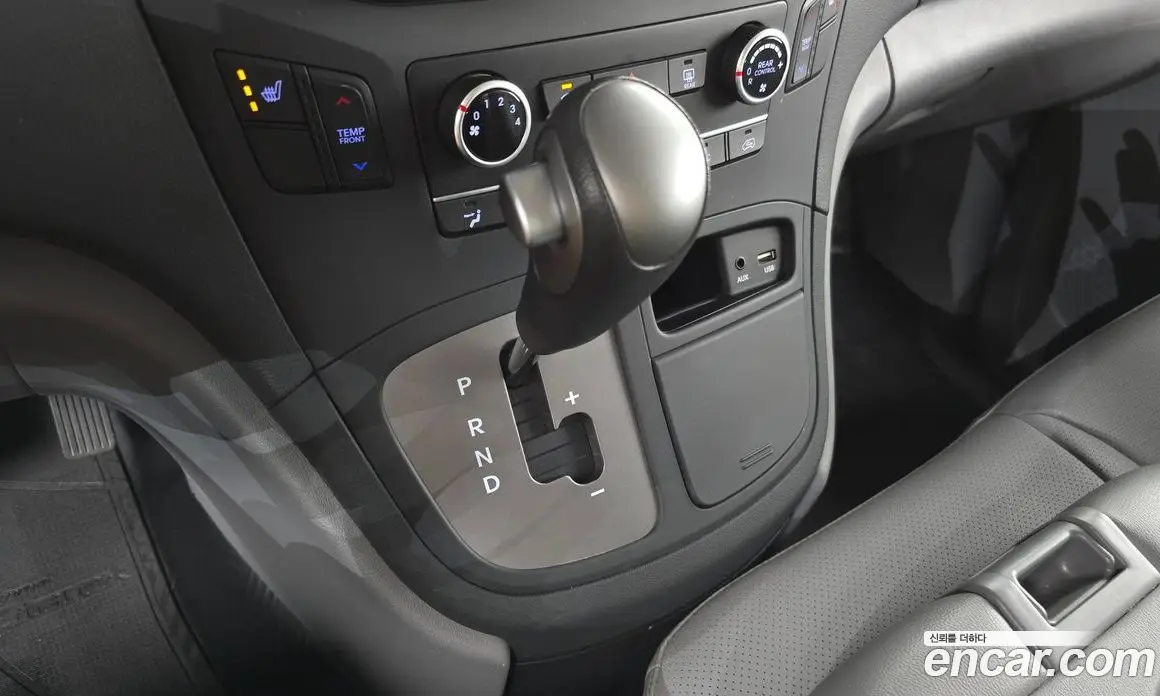 Hyundai Starex 2020 2.5 автомат (гидро), фото 12