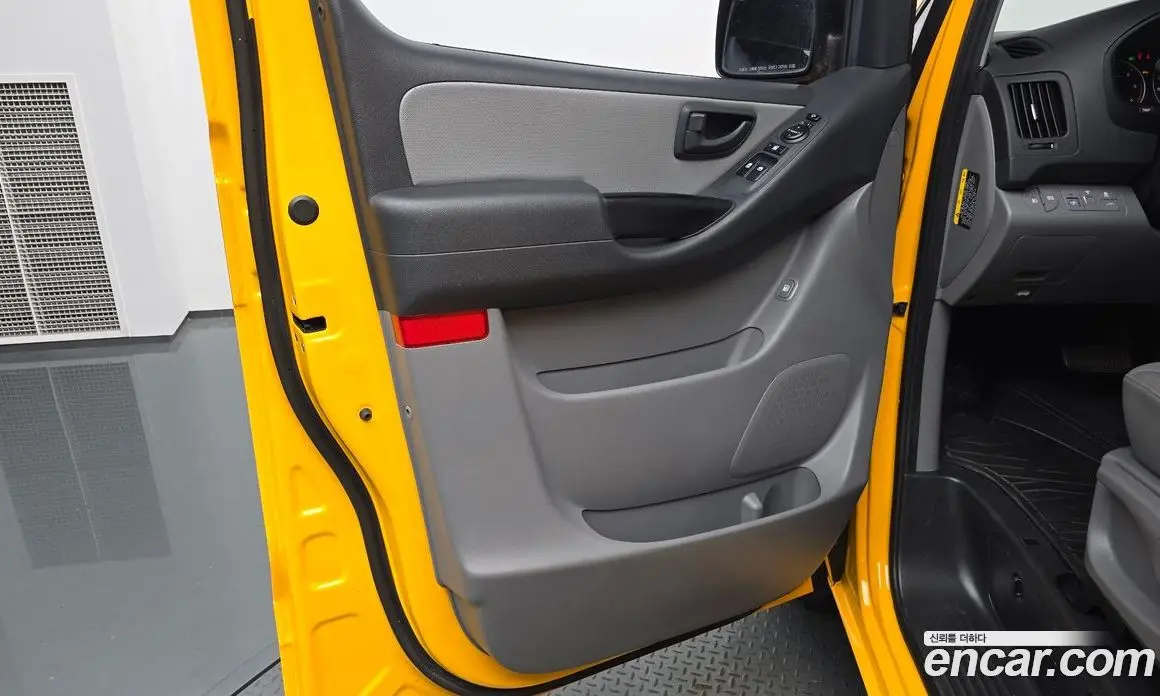 Hyundai Starex 2020 2.5 автомат (гидро), фото 14