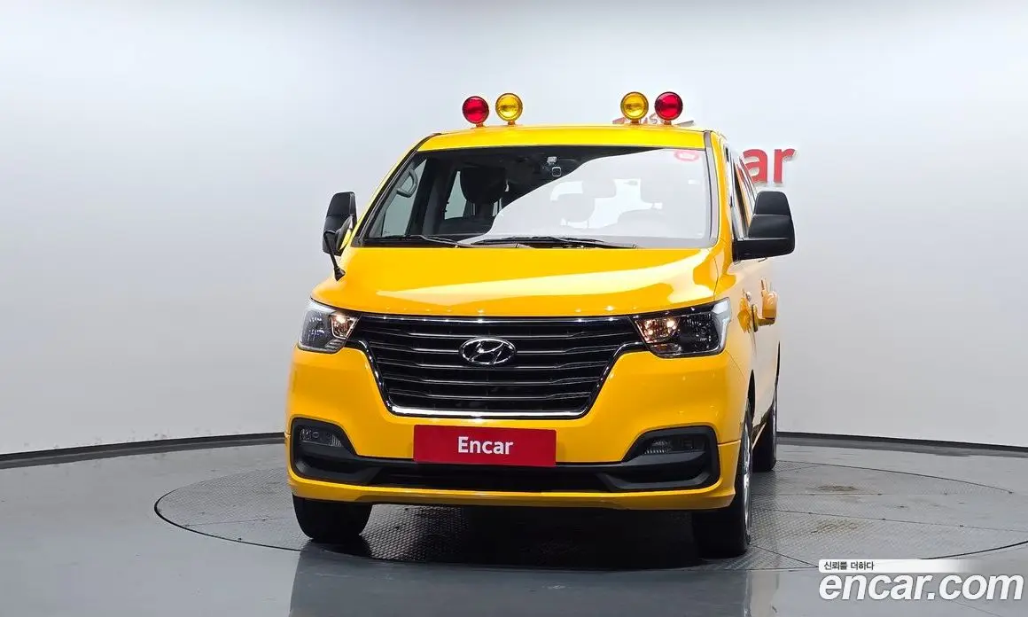 Hyundai Starex 2020 2.5 автомат (гидро), фото 3