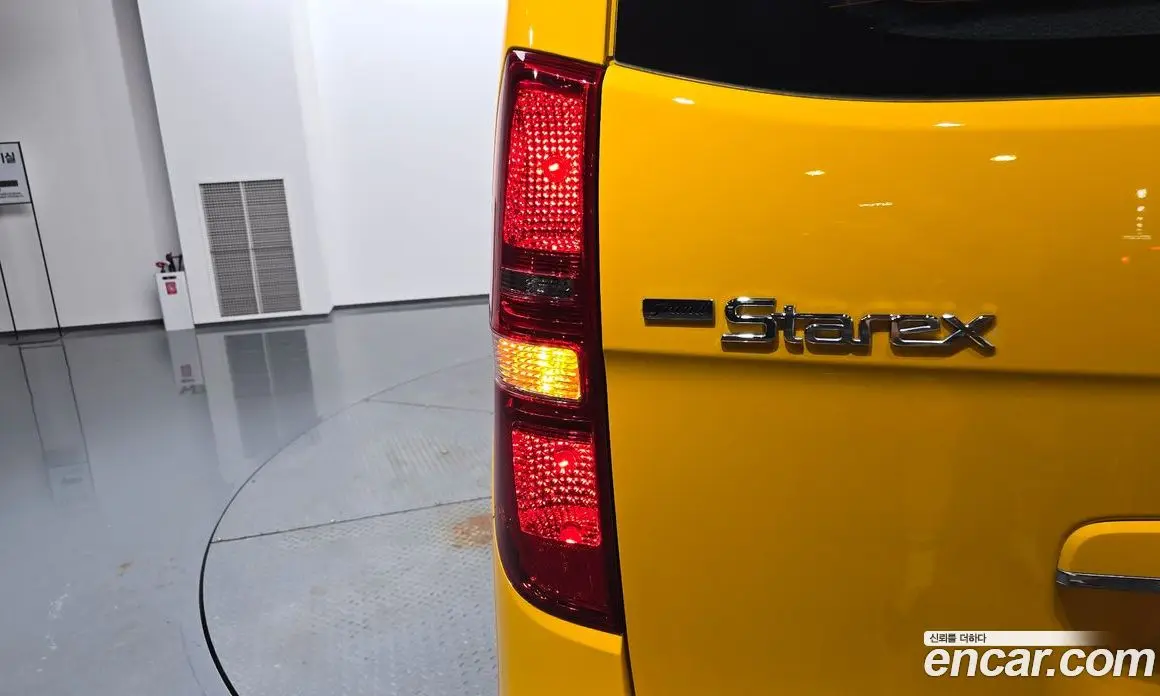 Hyundai Starex 2020 2.5 автомат (гидро), фото 9