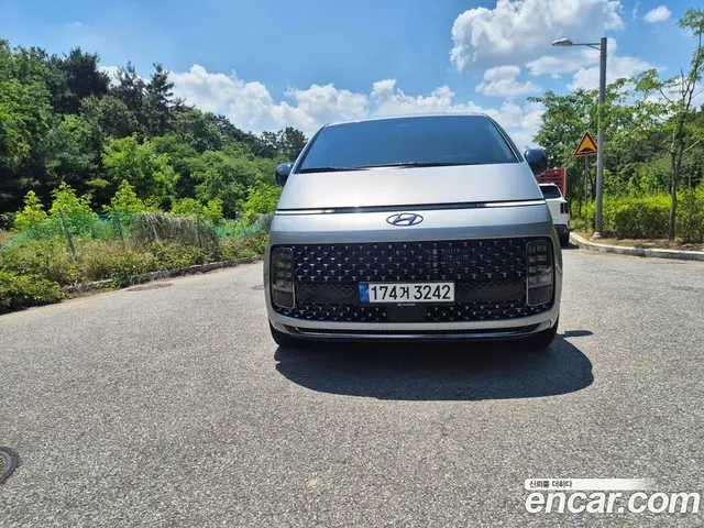 Hyundai Staria, 2022, 18 505 км