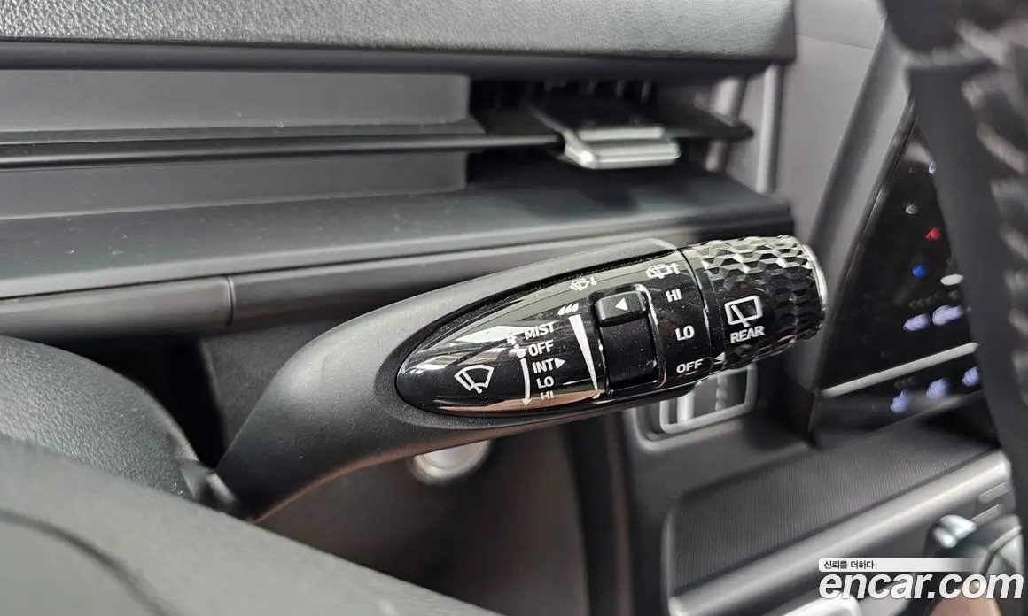 Hyundai Staria 2024 2.2 автомат (гидро), фото 28