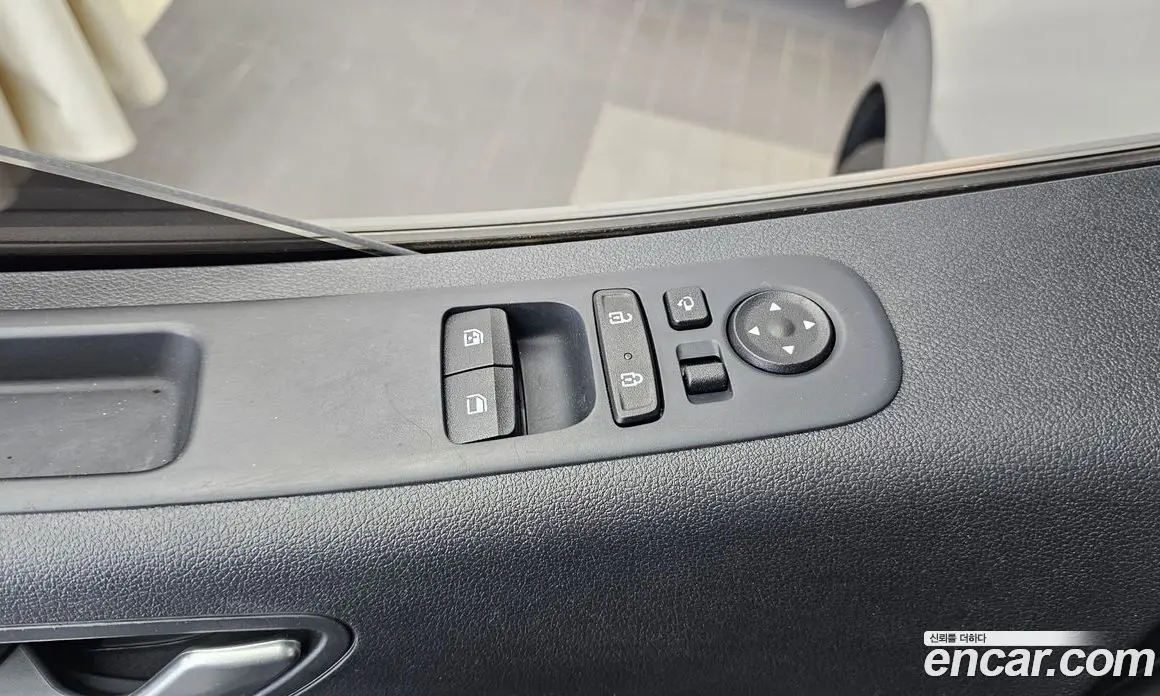 Hyundai Staria 2024 2.2 автомат (гидро), фото 29
