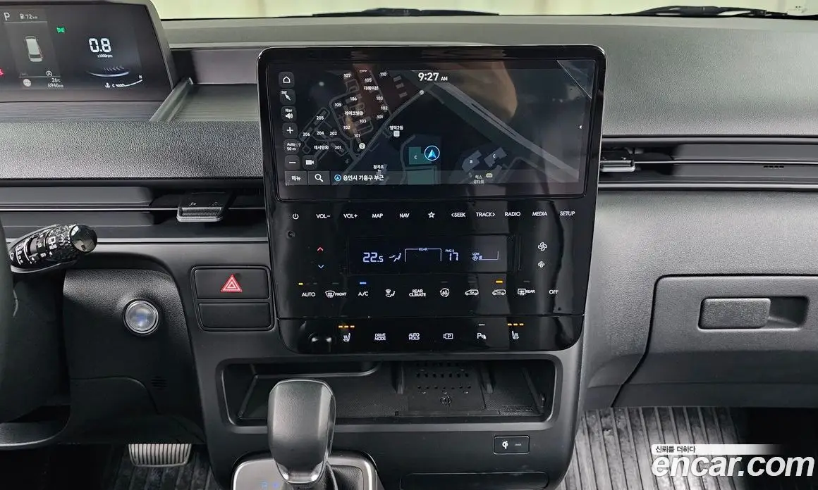 Hyundai Staria 2024 2.2 автомат (гидро), фото 18