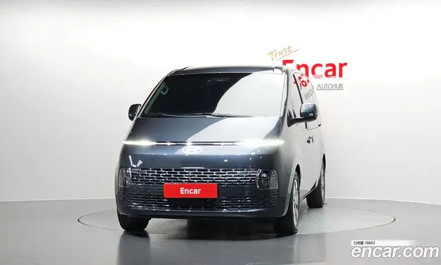 Hyundai Staria 2024 2.2 автомат (гидро), миниатюра 3
