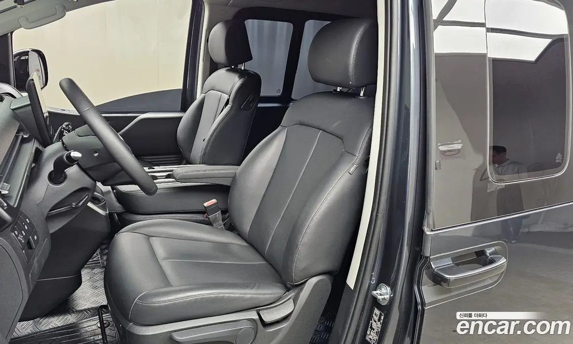 Hyundai Staria 2024 2.2 автомат (гидро), фото 24