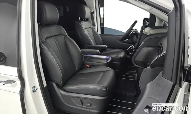 Hyundai Staria 2025 2.2 автомат (гидро), миниатюра 11