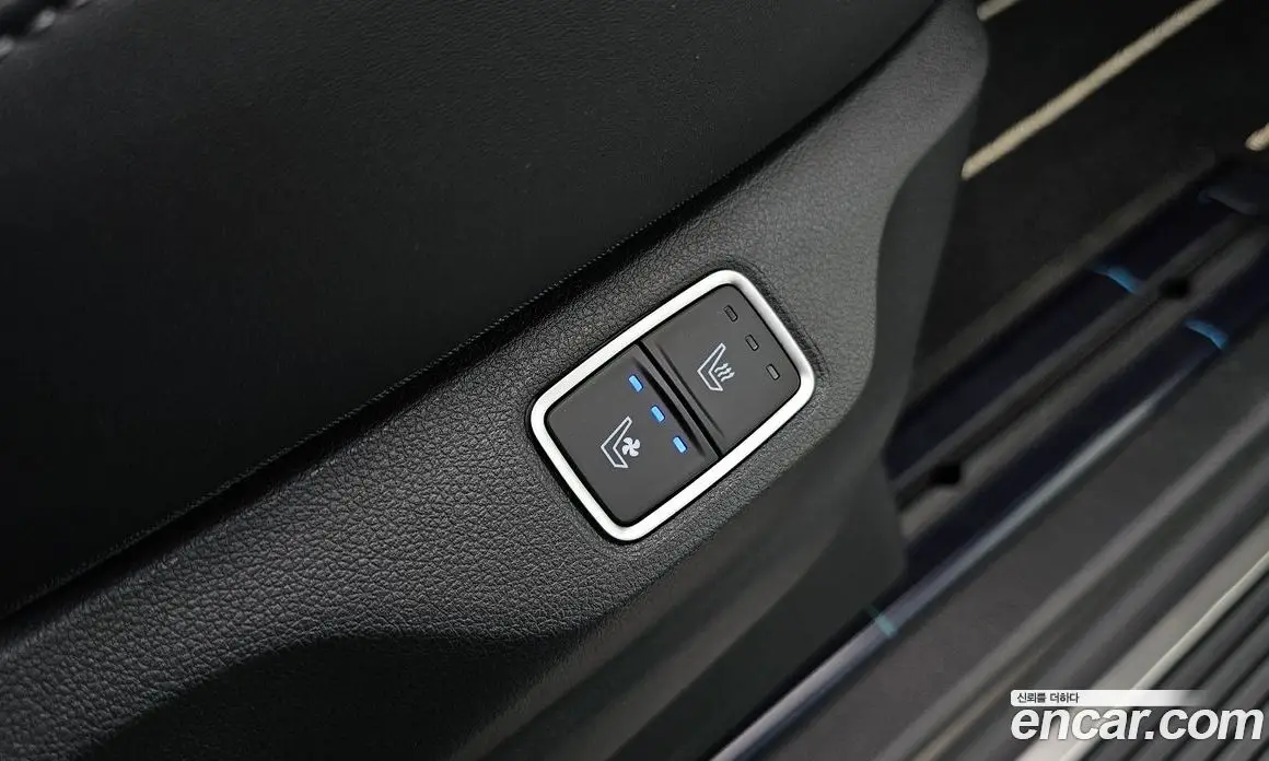 Hyundai Staria 2025 2.2 автомат (гидро), фото 18