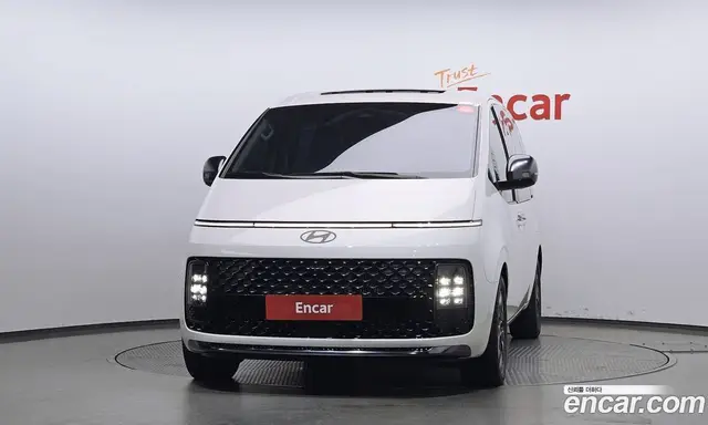 Hyundai Staria 2025 2.2 автомат (гидро), миниатюра 3