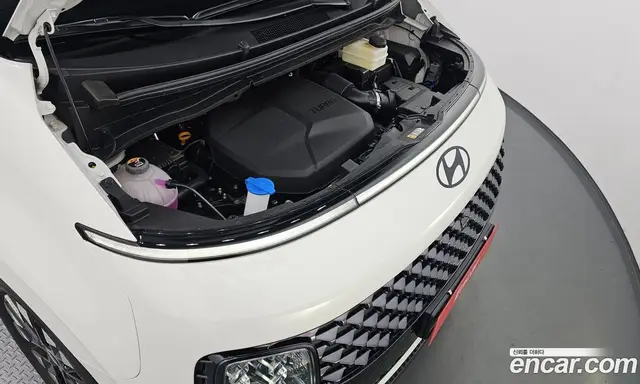 Hyundai Staria 2025 2.2 автомат (гидро), миниатюра 6