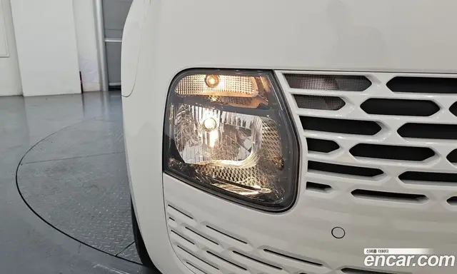Hyundai Staria 2025 1.6 автомат (гидро), миниатюра 8