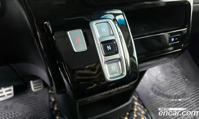 Hyundai Staria 2025 2.2 автомат (гидро), миниатюра 9