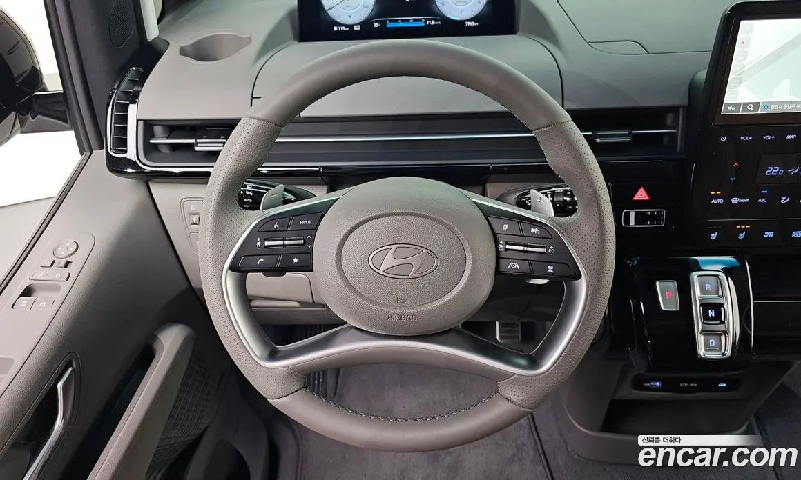 Hyundai Staria 2025 2.2 автомат (гидро), фото 19