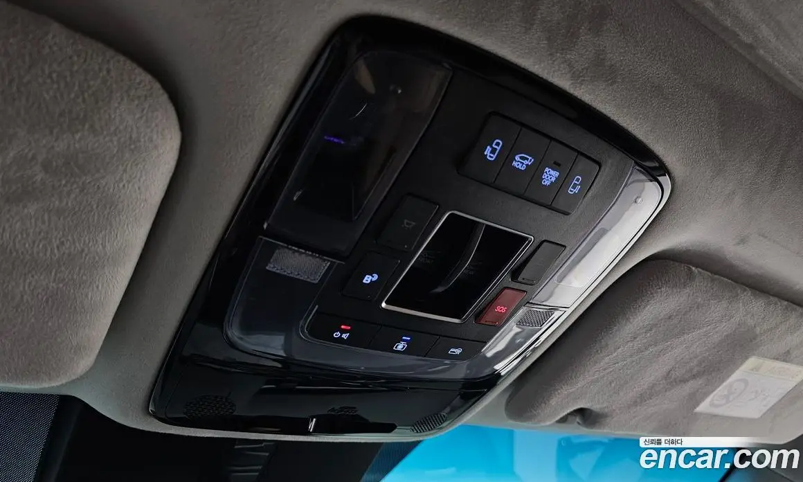 Hyundai Staria 2025 2.2 автомат (гидро), фото 22