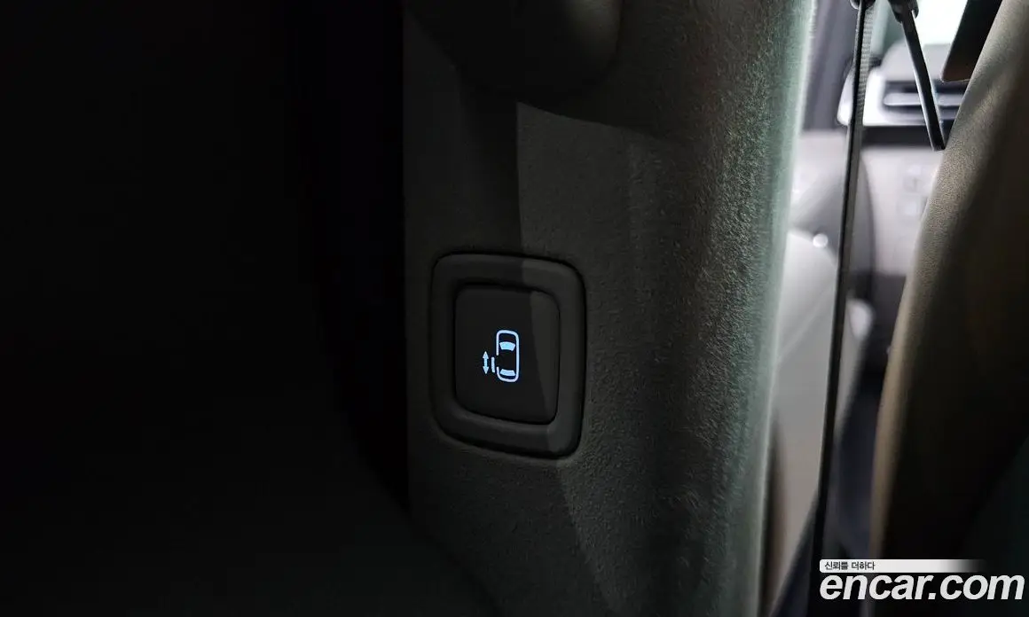 Hyundai Staria 2025 2.2 автомат (гидро), фото 25