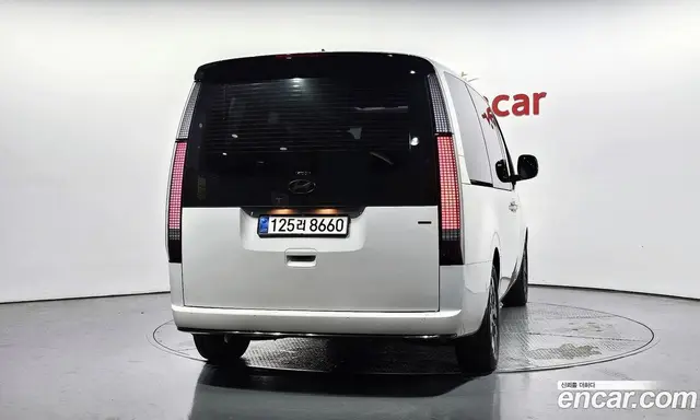 Hyundai Staria 2025 2.2 автомат (гидро), миниатюра 4
