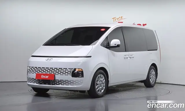 Hyundai Staria, 2025, 9 647 км