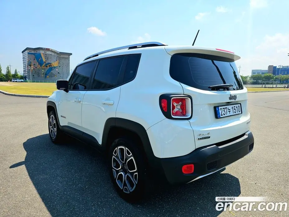 Jeep Renegade 2015 2.0 автомат (гидро), фото 4