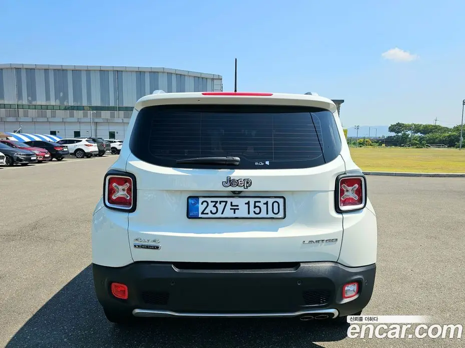 Jeep Renegade 2015 2.0 автомат (гидро), фото 5