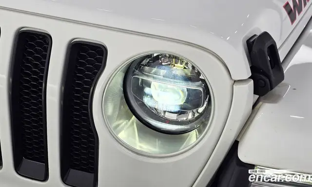 Jeep Wrangler 2022 2.0 автомат (гидро), миниатюра 8