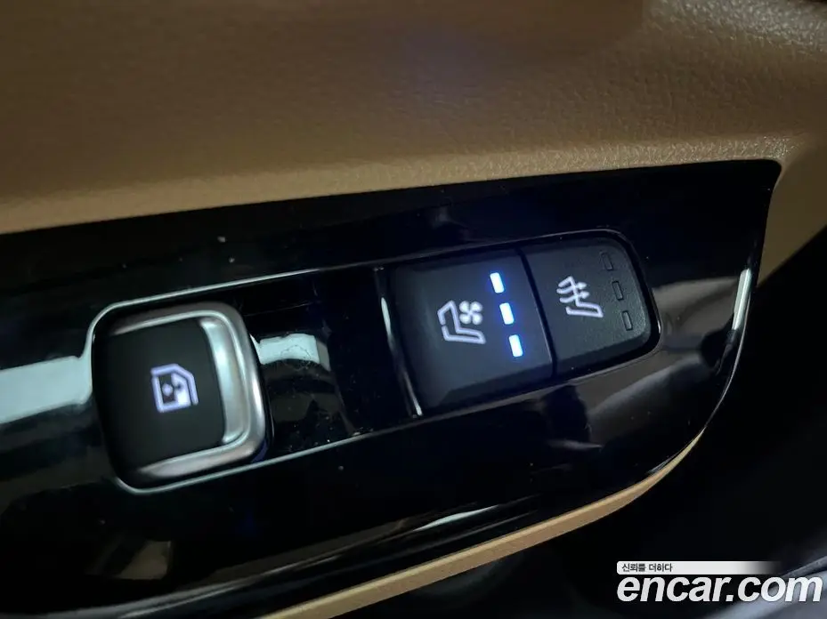 Kia Carnival 2022 2.2 автомат (гидро), фото 18