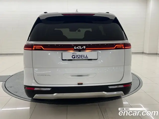 Kia Carnival 2022 2.2 автомат (гидро), миниатюра 3