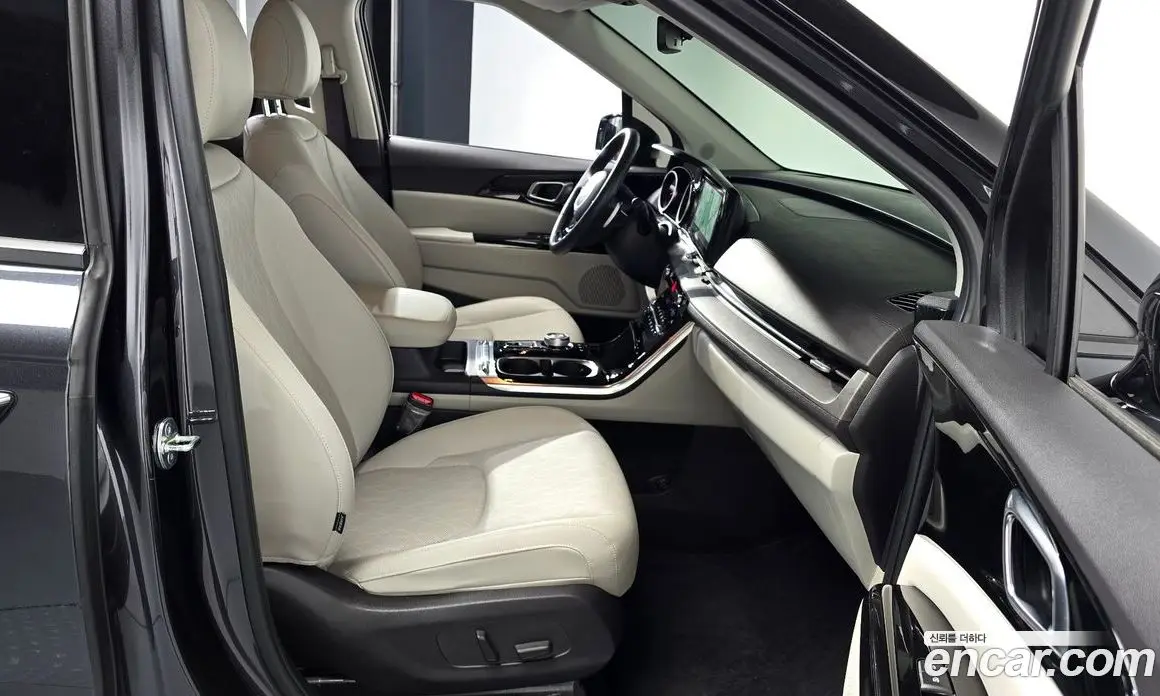 Kia Carnival 2023 3.5 автомат (гидро), фото 16